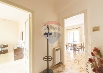 Hall / corridoio - Appartamento Via Garibaldi
 
198, Calatabiano - foto 4