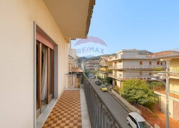 Balcone - Appartamento Via Garibaldi
 
198, Calatabiano - foto 7