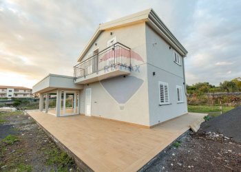 Casa all\'aperto - Villa via Ravanusa
 
13, Tremestieri Etneo - foto 6