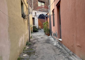 Edificio all\'aperto - Laboratory Via Sacchero
 
30, Catania - photo 2