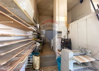 Dispensa di stoccaggio - Negozio Viale alcide de Gasperi
 
249, Catania - foto 5