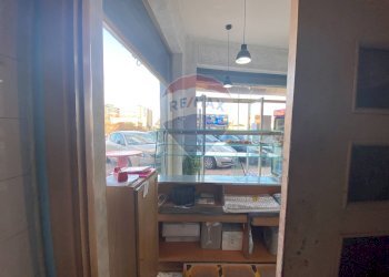 Stanza vuota - Negozio Viale alcide de Gasperi
 
249, Catania - foto 7