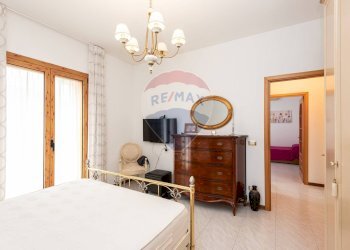 Camera / camera da letto - Quadrilocale strada provinciale per riposto
 
39, Acireale - foto 9