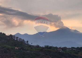 Vista delle montagne - Quadrilocale strada provinciale per riposto
 
39, Acireale - foto 39