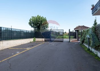 Non correlato - Quadrilocale strada provinciale per riposto
 
39, Acireale - foto 55