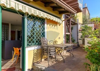 Terrazza - Villa via umberto
 
28, San Gregorio di Catania - foto 27