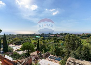 Edificio all\'aperto - Villa via umberto
 
28, San Gregorio di Catania - foto 35