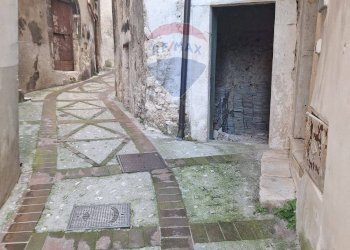 Dettagli - Rustico via Cilenti 10/via Riccitelli 26, Vico del Gargano - foto 3