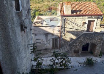 Casa all\'aperto - Rustico via Cilenti 10/via Riccitelli 26, Vico del Gargano - foto 13