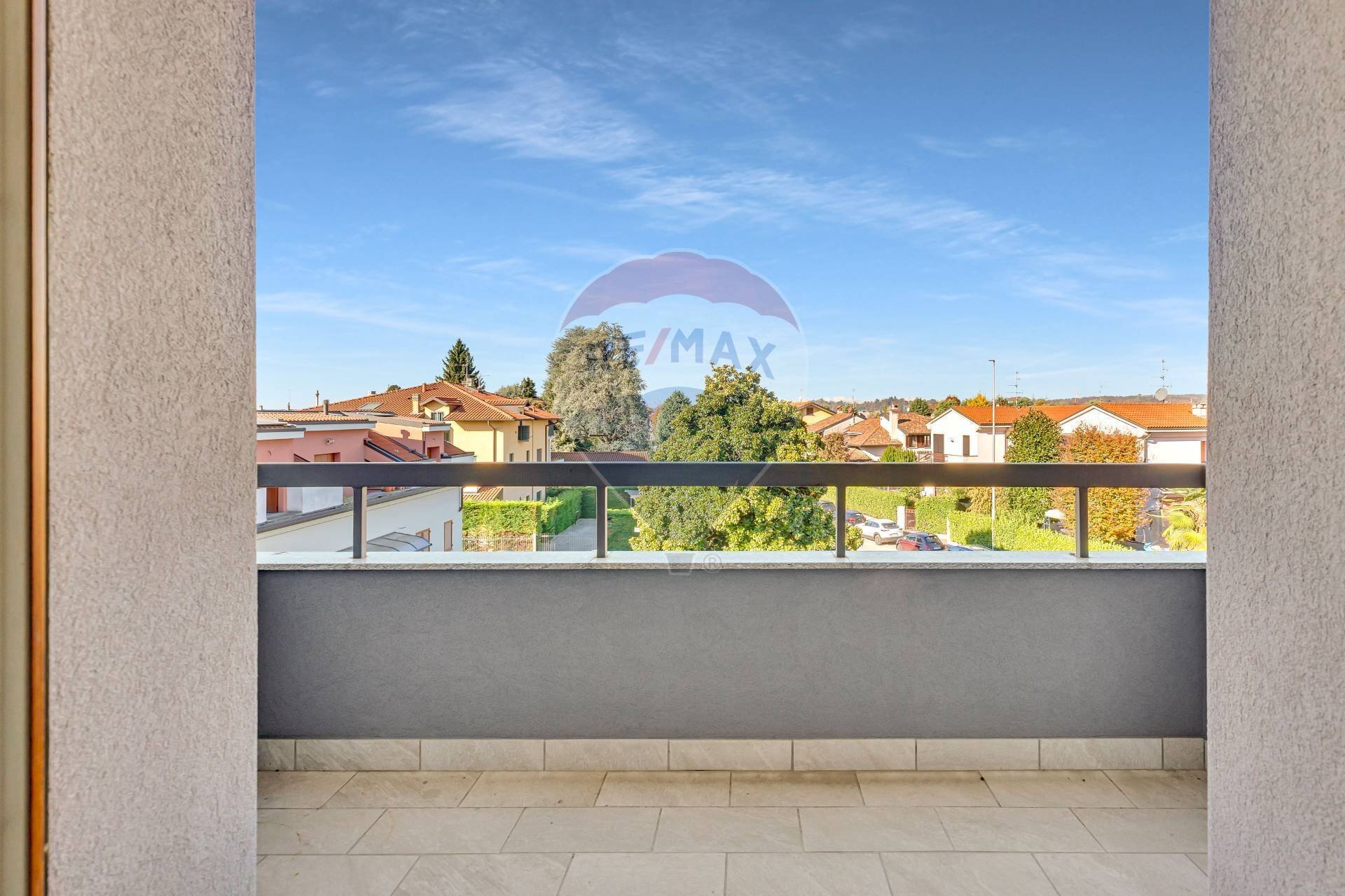 Balcone - Trilocale VIA CAVOUR
 
107, Giussano - foto 1