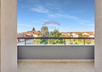 Balcone - Trilocale VIA CAVOUR
 
107, Giussano - foto 5