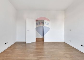 Stanza vuota - Trilocale VIA CAVOUR
 
107, Giussano - foto 20