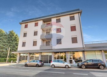 Edificio all\'aperto - Trilocale VIA CAVOUR
 
107, Giussano - foto 25