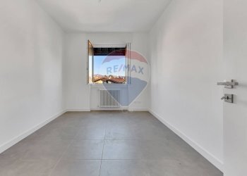 Stanza vuota - Trilocale VIA CAVOUR
 
107, Giussano - foto 13