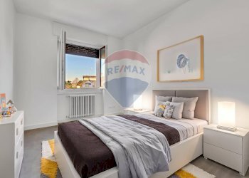 Camera / camera da letto - Trilocale VIA CAVOUR
 
107, Giussano - foto 15