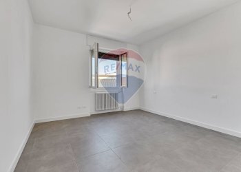 Stanza vuota - Trilocale VIA CAVOUR
 
107, Giussano - foto 22