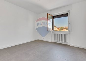 Stanza vuota - Trilocale VIA CAVOUR
 
107, Giussano - foto 23