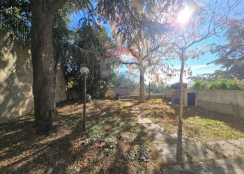 Giardino - Independent house Via Crisologo
 
28, Pescara - photo 33