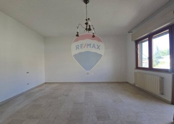 camera da letto - Independent house Via Crisologo
 
28, Pescara - photo 41