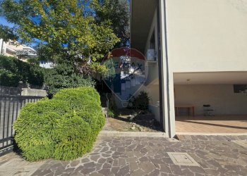 Giardino - Independent house Via Crisologo
 
28, Pescara - photo 68