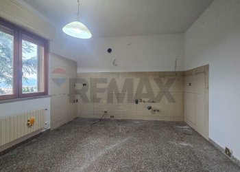 Stanza vuota - Independent house Via Crisologo
 
28, Pescara - photo 70