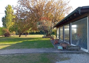 Giardino - Villa Via Mantova
 
300, Vigarano Mainarda - foto 5