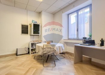 Sala da pranzo - Appartamento Corso Giuseppe Garibaldi
 
15, Ancona - foto 25