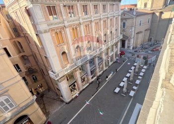 Edificio all\'aperto - Appartamento Corso Giuseppe Garibaldi
 
15, Ancona - foto 36