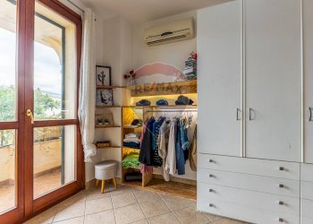 Cabina armadio - Villa Viale della Resistenza
 
28, Alghero - foto 77