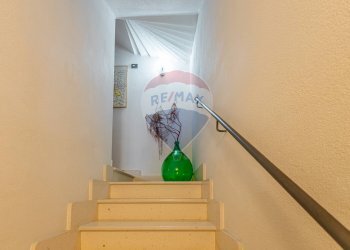 Scale - Villa Viale della Resistenza
 
28, Alghero - foto 90