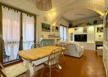 Salotto - Three-room apartment VIA VIRGILIO MARONE
 
14, Cinisello Balsamo - photo 1