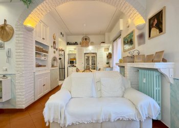 Salotto - Three-room apartment VIA VIRGILIO MARONE
 
14, Cinisello Balsamo - photo 6