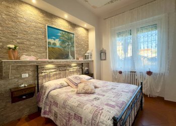 Camera matrimoniale - Three-room apartment VIA VIRGILIO MARONE
 
14, Cinisello Balsamo - photo 17