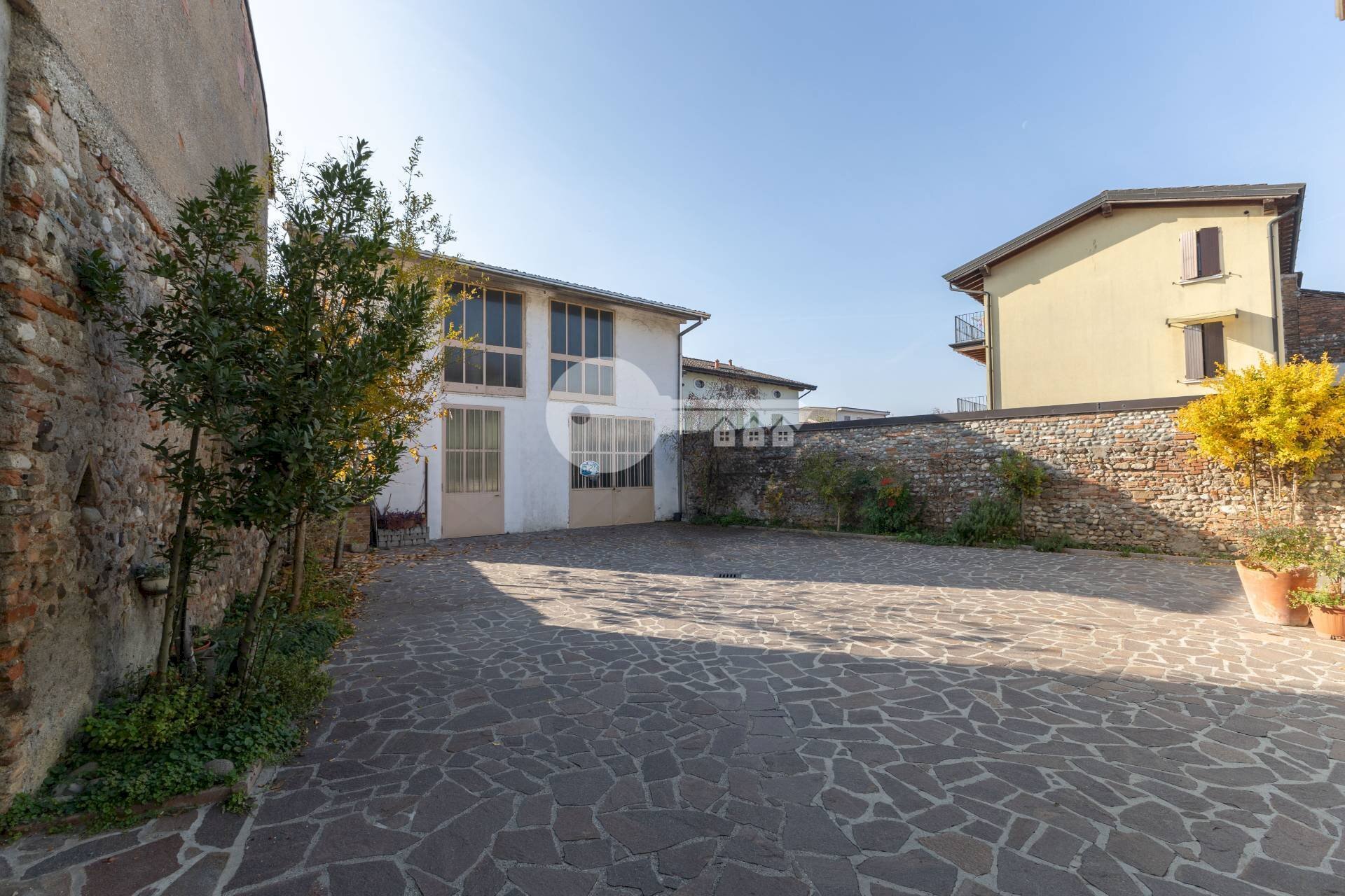 Foto 1 - Rustic Via XXIV Maggio
 
27, Ghedi - photo 1