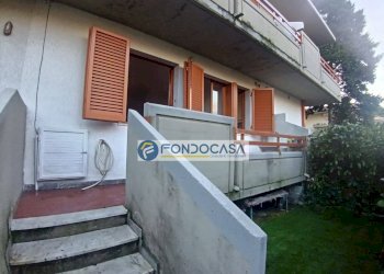 esterno - Villa a Schiera via magliano, Massa - foto 1