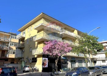 Edificio all\'aperto - Appartamento via giulio cesare, Villabate - foto 1