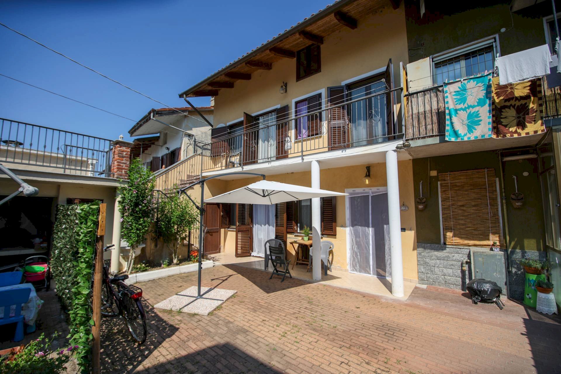 Foto 1 - Semi-detached house Via San Rocco
 
6, Montanaro - photo 1