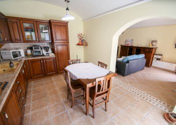 Foto 2 - Casa semi indipendente Via San Rocco
 
6, Montanaro - foto 2