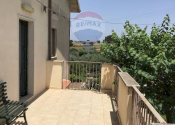 Terrazza - Casa semi indipendente C.da  San Giacomo
 
snc, Modica - foto 5