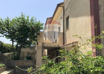 Casa all\'aperto - Casa semi indipendente C.da  San Giacomo
 
snc, Modica - foto 9