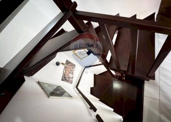 Scale - Trilocale Via Costanza Garibaldi
 
5, Riofreddo - foto 13