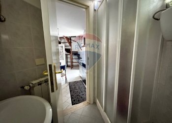 Bagno - Trilocale Via Costanza Garibaldi
 
5, Riofreddo - foto 16