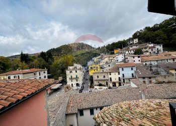 Edificio all\'aperto - Trilocale Via Costanza Garibaldi
 
5, Riofreddo - foto 30