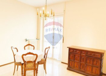 Sala da pranzo - Four-room apartment Via del Castano
 
26, Besana in Brianza - photo 5