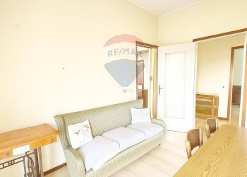 Sala da pranzo - Four-room apartment Via del Castano
 
26, Besana in Brianza - photo 7