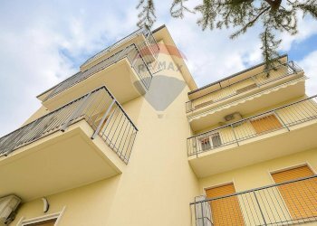 Edificio all\'aperto - Four-room apartment Via del Castano
 
26, Besana in Brianza - photo 24