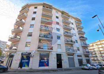Edificio all\'aperto - Appartamento Via delle Medaglie D'oro
 
215, Cosenza - foto 1