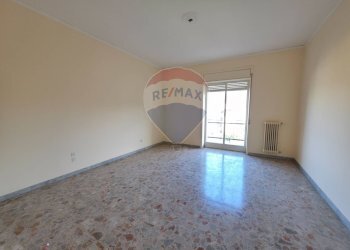 Stanza vuota - Appartamento Via delle Medaglie D'oro
 
215, Cosenza - foto 4