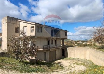 Edificio all\'aperto - Villa Via Baronia Cartipoli, Vita - photo 25