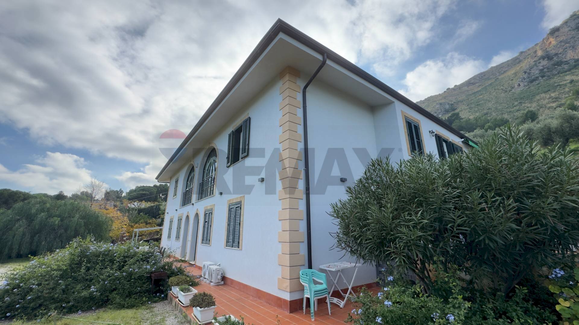 Casa all\'aperto - Villa contrada carrera snc, Trabia - photo 3